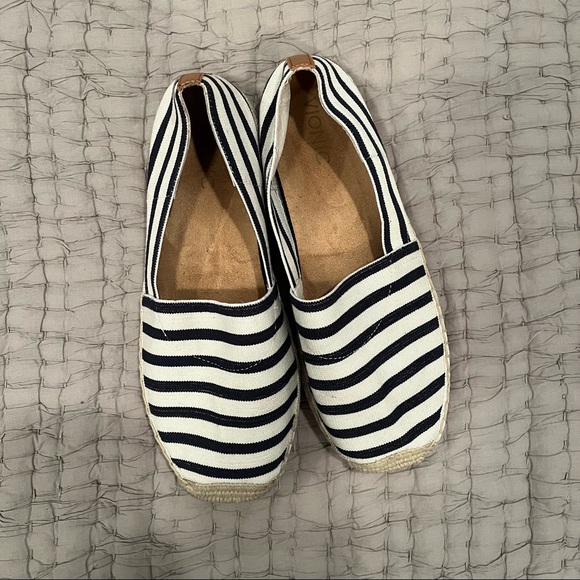 Vionic Valerie stripe espadrilles - Picture 2 of 4